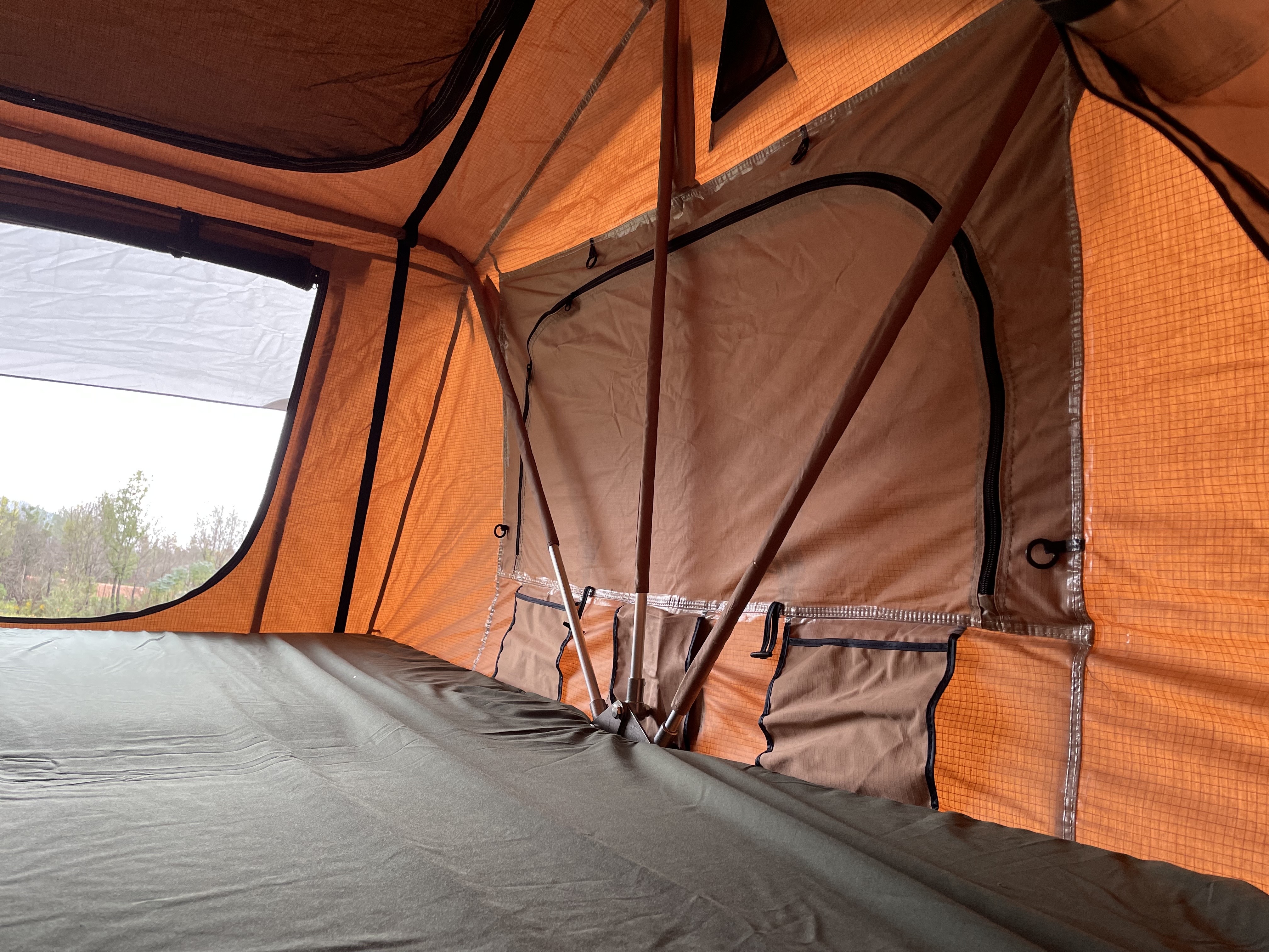Trustmade Standard Size Soft Shell Car Rooftop Tent Wander Series